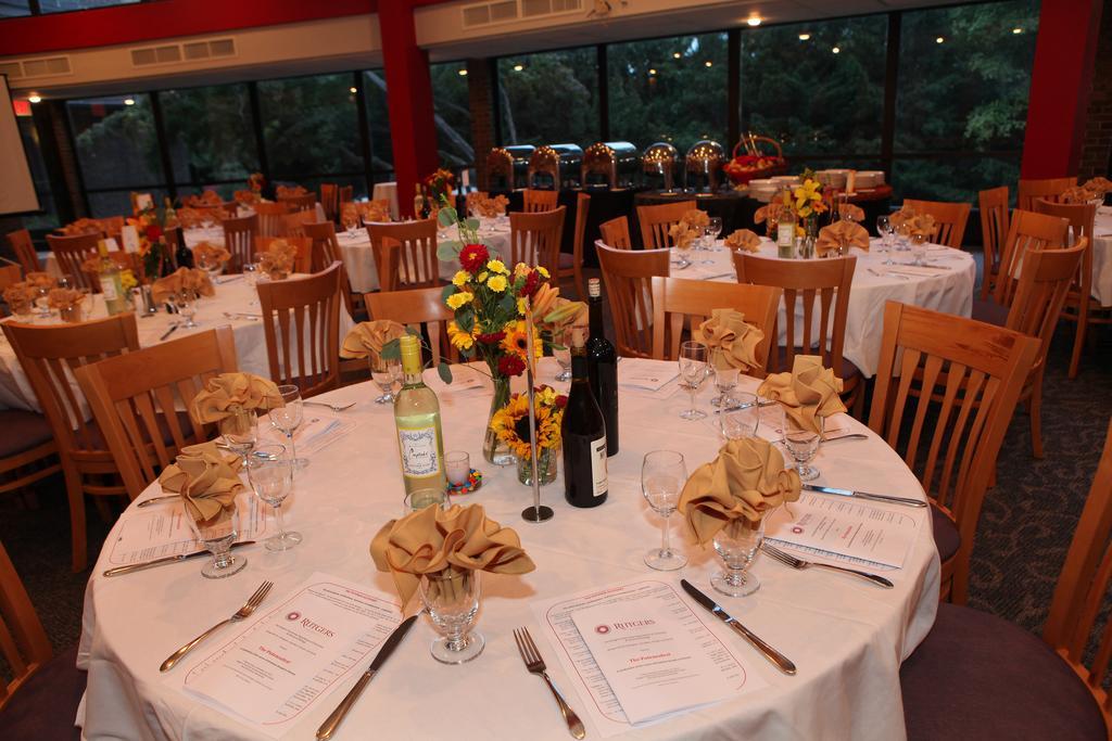 Rutgers University Inn And Conference Center New Brunswick Esterno foto