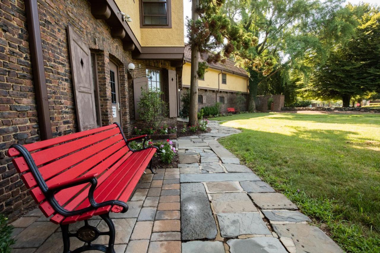 Rutgers University Inn And Conference Center New Brunswick Esterno foto